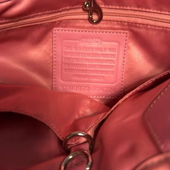 **SOLD ON MERCARI**RARE Coach Pink Daisy Applique Tote Bag - Picture 4 of 11